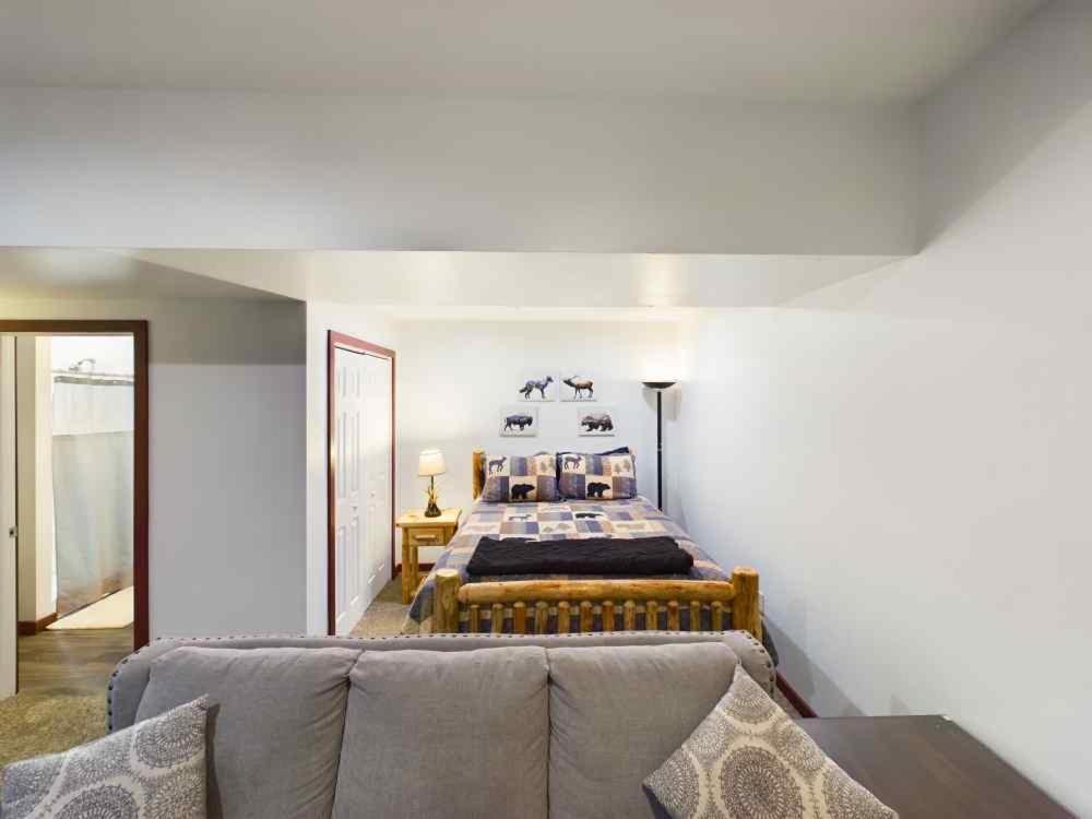 Eycat Lodging Company Guest House Wapiti Buitenkant foto